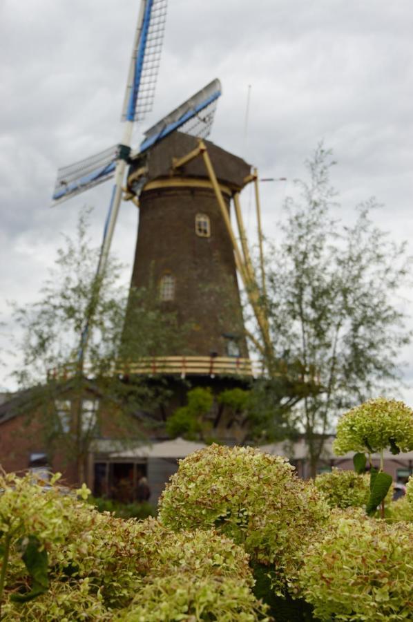 Vertoeven Bij Verhoeven Oud-Alblas Esterno foto